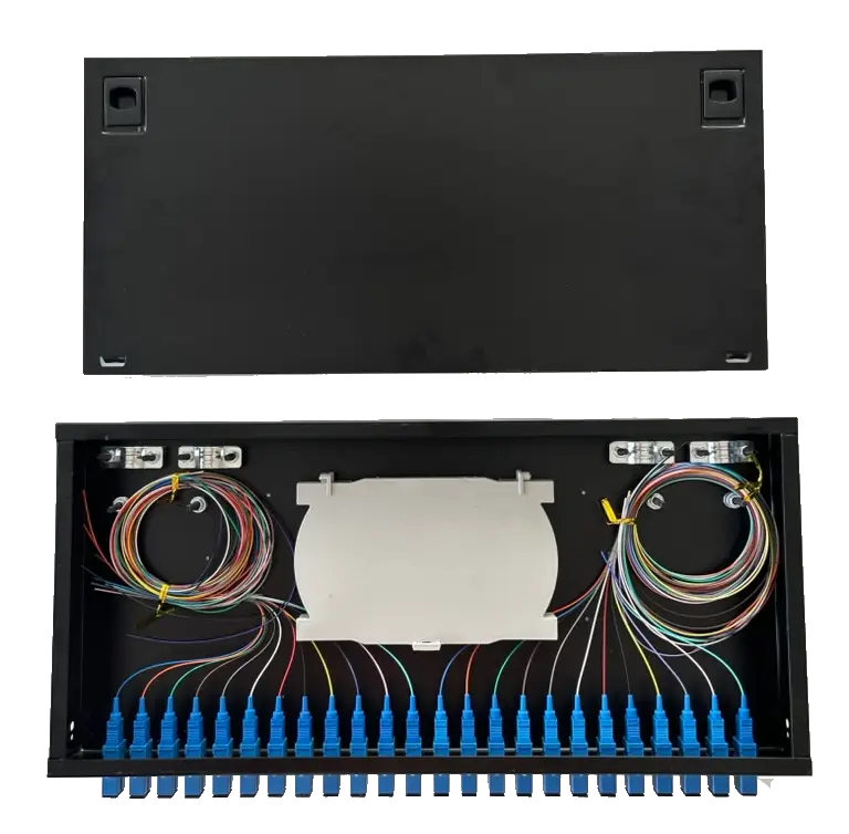 RMF-1 Оптична патч панель (ODF) 1U із верхньою кришкою, з фіксатором