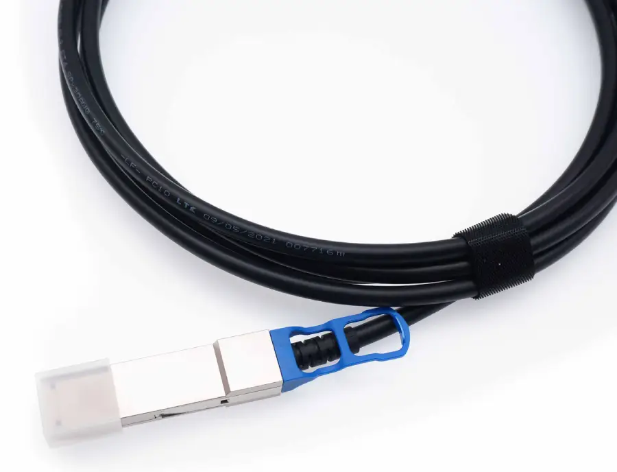 QSFP28 в QSFP28 DAC кабель (100G, пассивный, до 3 м)